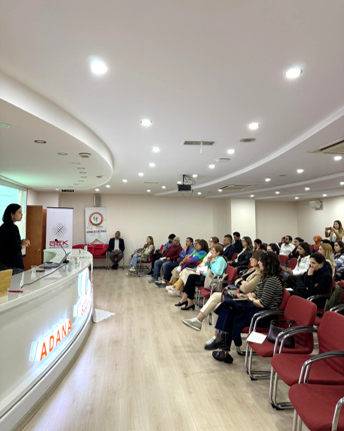 Adana ve Osmaniyeli Eczacılarımız ile Mevsimsel Alerjilere Aromaterapi Yaklaşımlarını Konuştuk